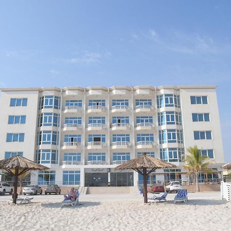 Beach Resort Salála Exteriér fotografie